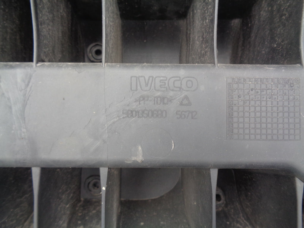 IVECO DAILY VAN MK5 2015 FRONT COMPLETE BUMPER PLASTIC GREY 5801346085