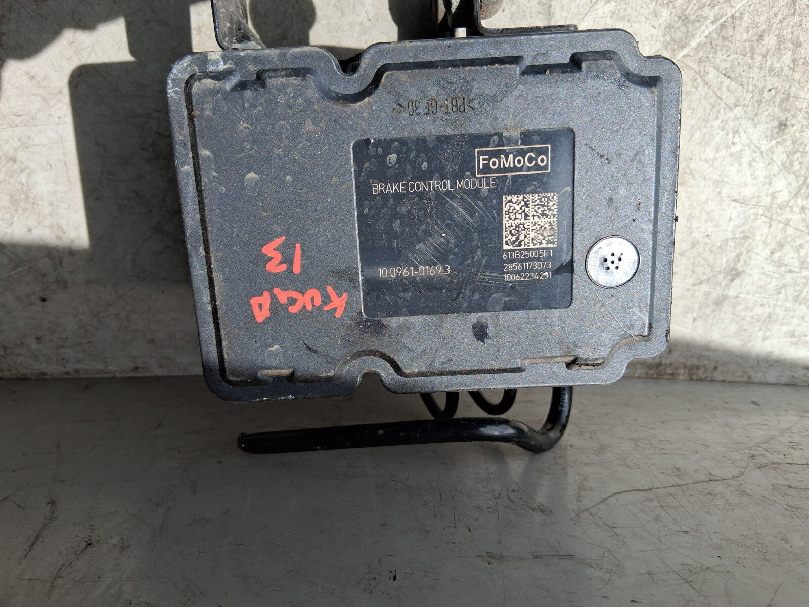 2013 FORD KUGA MK2 2.0 DIESEL ABS PUMP MODULE CONTROL UNIT CV612C405AH