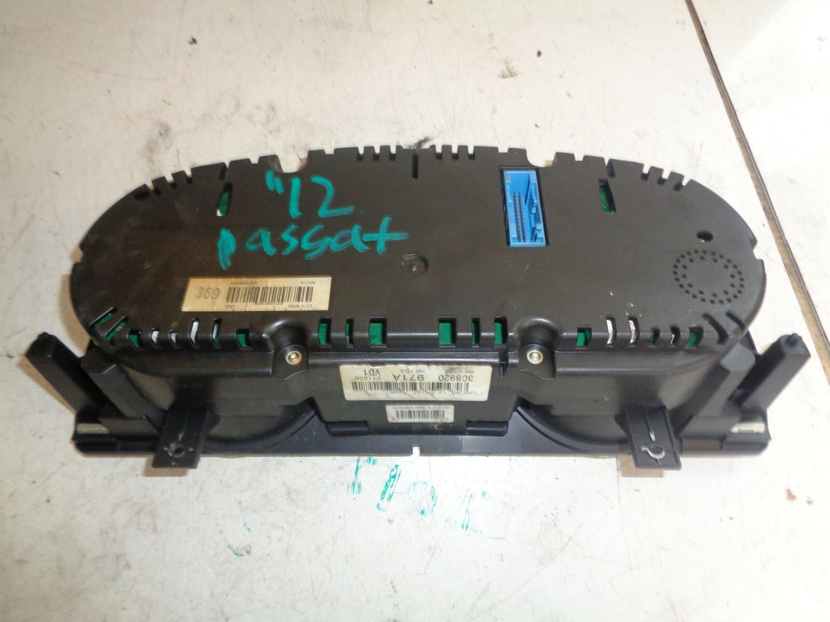 VW VOLKSWAGEN PASSAT CC 2012 2.0 DIESEL ENGINE SPEEDO SPEEDOMETER 3C8920971A