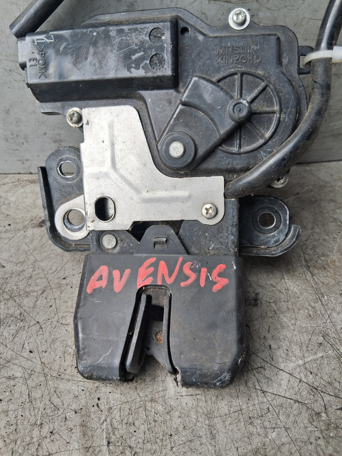 TOYOTA AVENSIS T25 2003 REAR TAILGATE BOOTLID LOCK MECHANISM