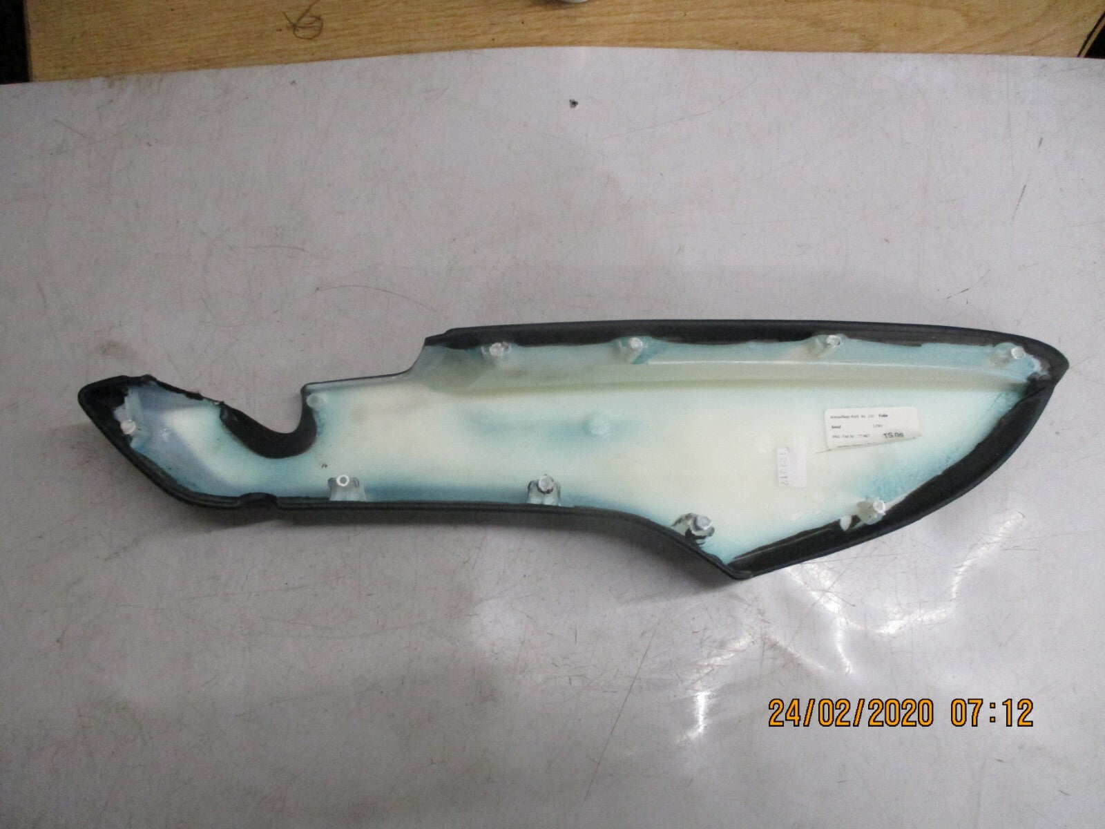 AUDI A1 MK1 8X 2017 NS PASSENGER SIDE DOOR CARD LEATHER PAD TRIM PANEL 8X3867173