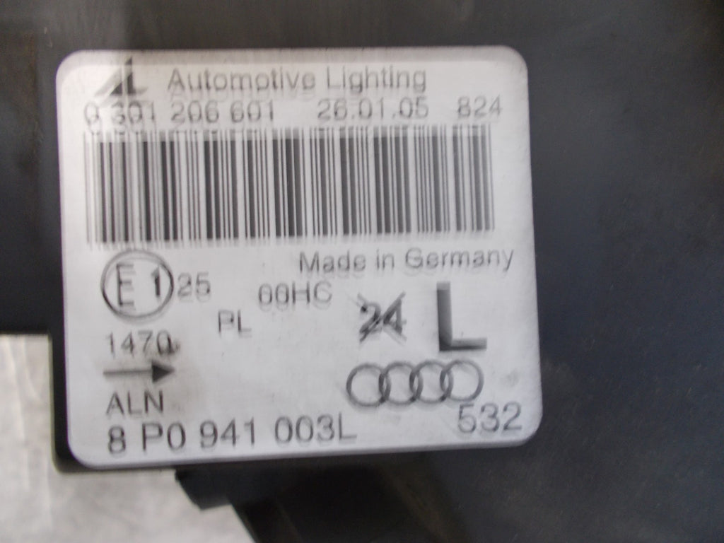 2005 AUDI A3 8P (MK2) NS PASSENGER SIDE HEADLIGHT ASSEMBLY 8P0941003L