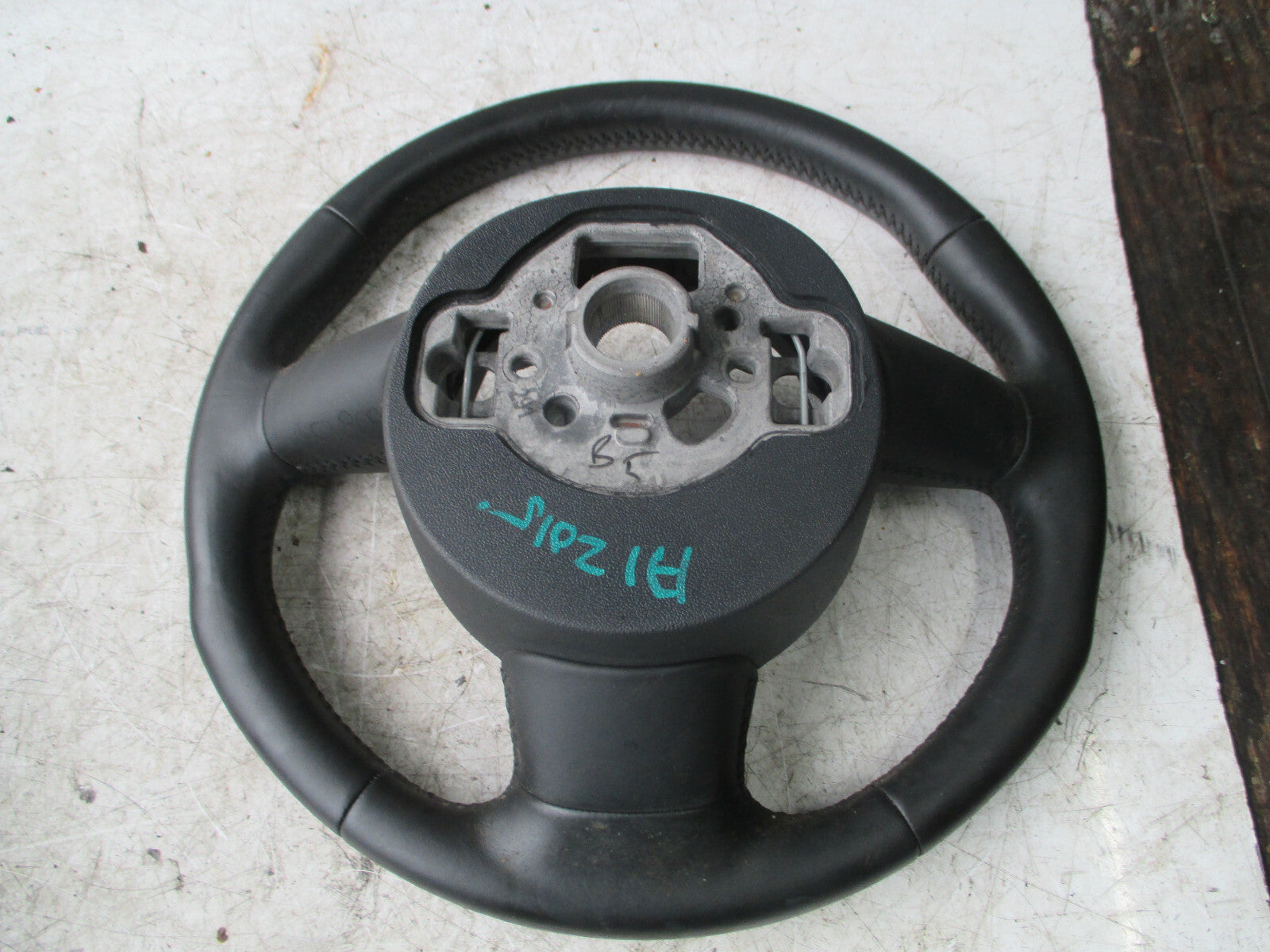 AUDI A1 8X 2015 3 SPOKE MULTIFUNCTION STEERING WHEEL 4G0419091R