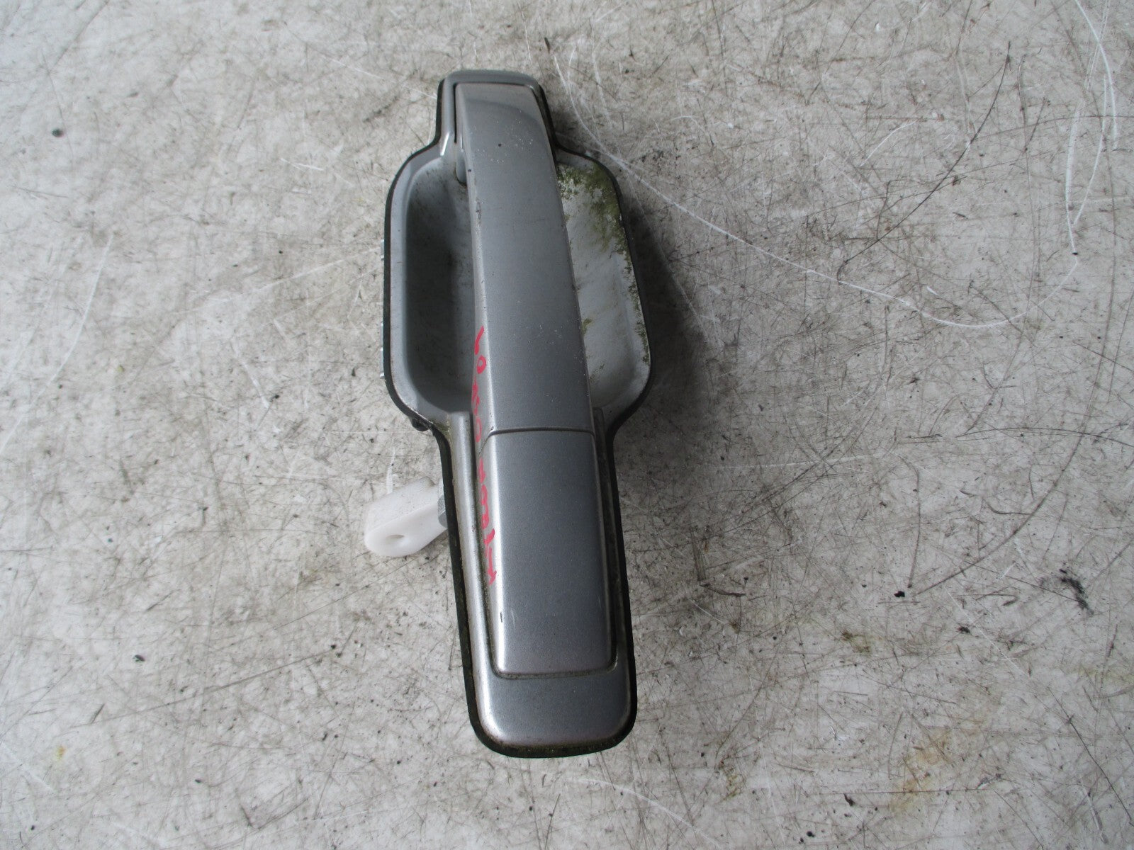 SSANGYONG KYRON 2009 2.0 DIESEL OSR DRIVER SIDE REAR EXTERIOR HANDLE 7345031000