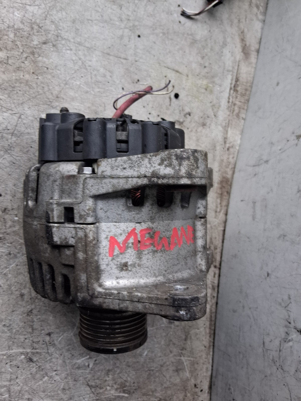 2005 RENAULT MEGANE MK2 1.5 DIESEL ALTERNATOR 8200386806