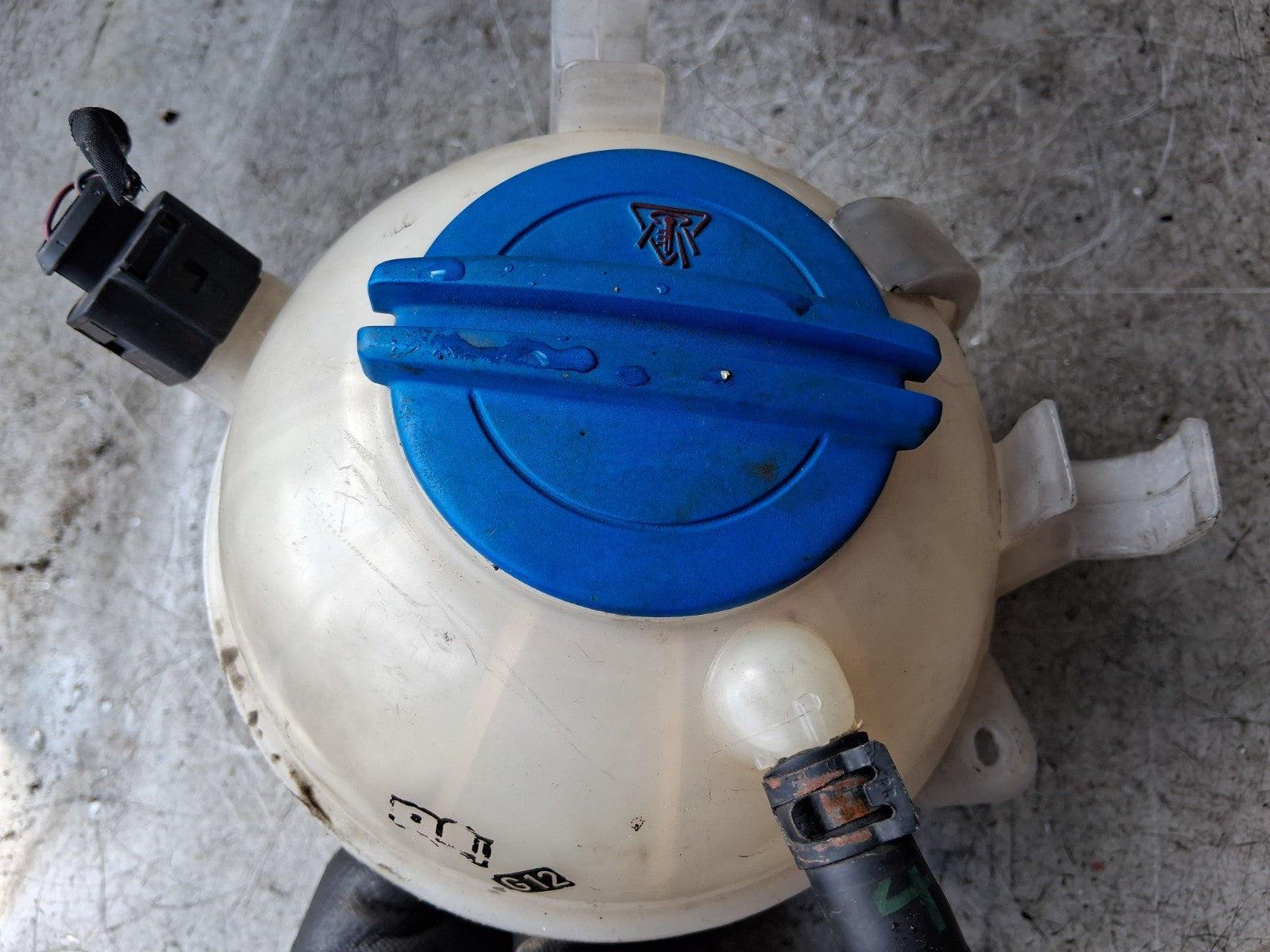 2006 VW VOLKSWAGEN PASSAT B6 COOLANT WATER EXPANSION TANK BOTTLE RESERVOIR