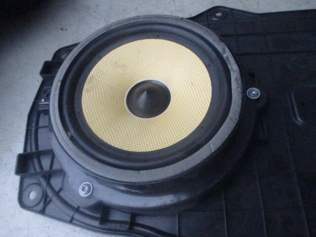 2009 JAGUAR XF OSR DRIVER SIDE REAR DOOR SPEAKER AND TRIM 8X23-18808-AB