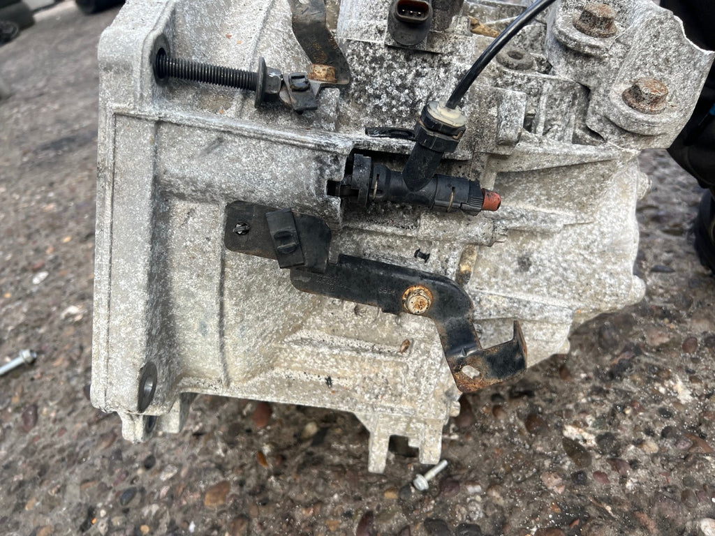VAUXHALL ASTRA K 2019 1.6 DIESEL 6 SPEED MANUAL TRANSMISSION GEARBOX 55502625