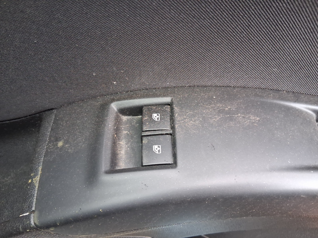 2017 VAUXHALL MERIVA B MK2 OSF DRIVER SIDE FRONT RIGHT WINDOW CONTROL SWITCH
