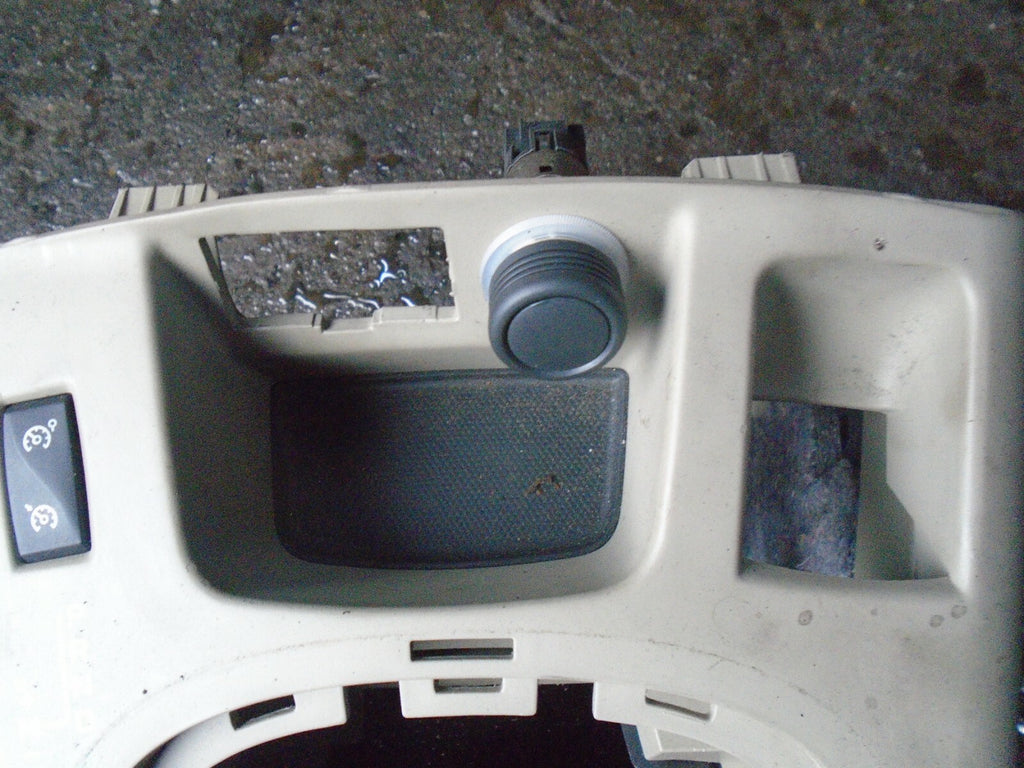 RENAULT SCENIC 2012 MK3 GEAR STICK LEVER SURROUND TRIM