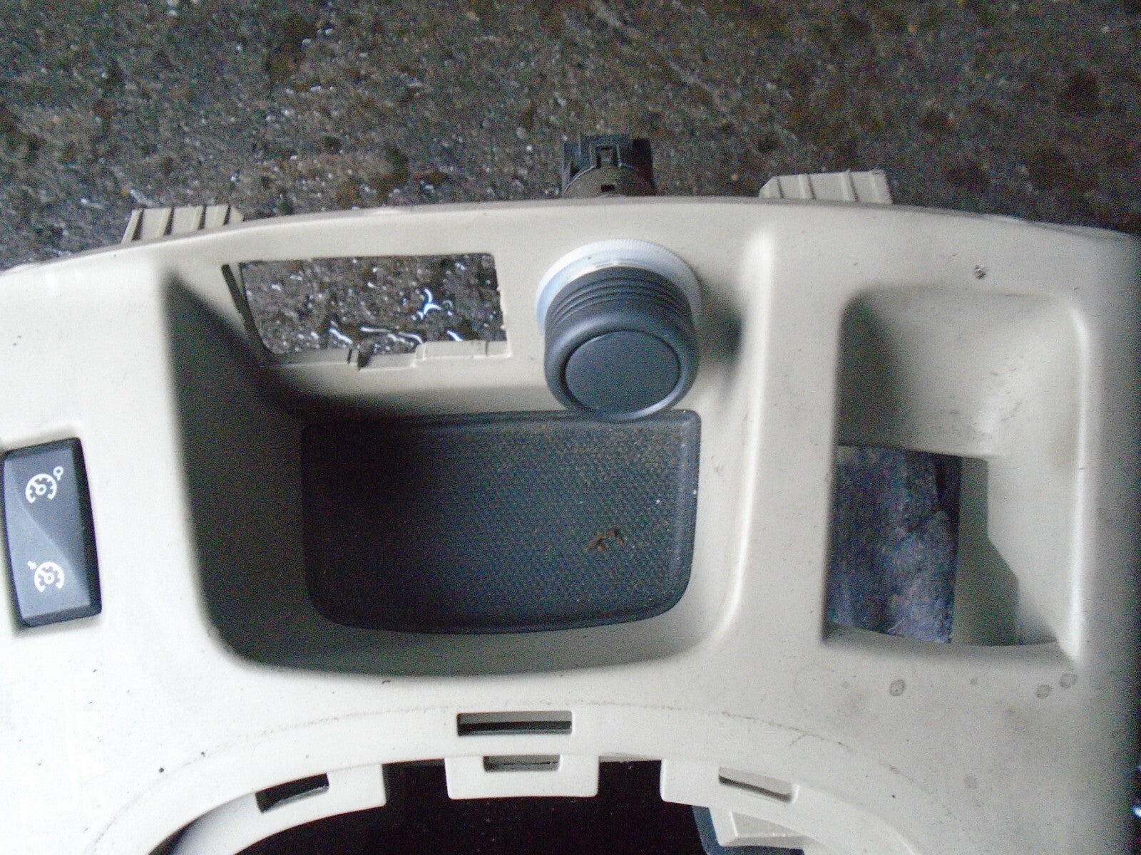 RENAULT SCENIC 2012 MK3 GEAR STICK LEVER SURROUND TRIM