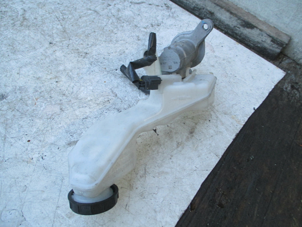NISSAN QASHQAI J11 2018 BRAKE MASTER CYLINDER 0204796652