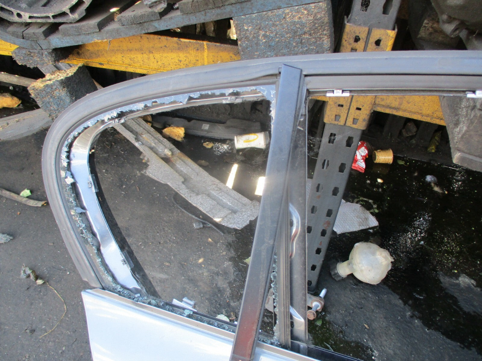 BMW 1 SERIES E87 2006 BARE OSR DRIVER SIDE REAR DOOR SHELL FRAME GREY