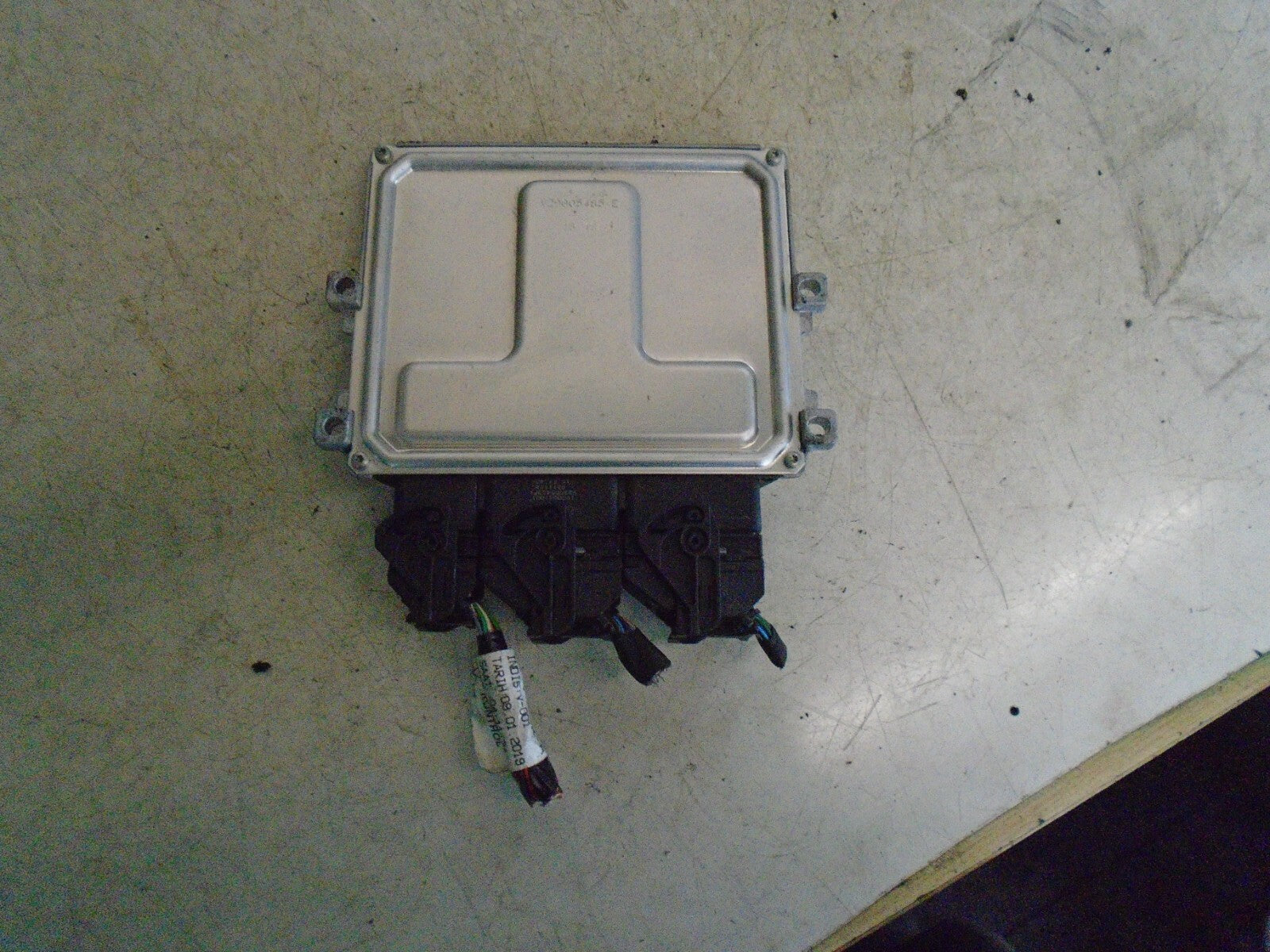RENAULT CLIO MK4 ECU CONTROL MODULE 237102982S