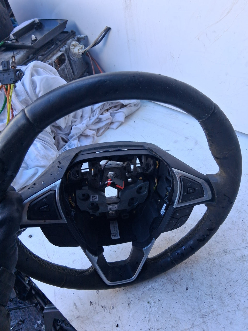 2019 FORD GALAXY MK4 MULTIFUNCTIONAL STEERING WHEEL BLACK 308045884D52