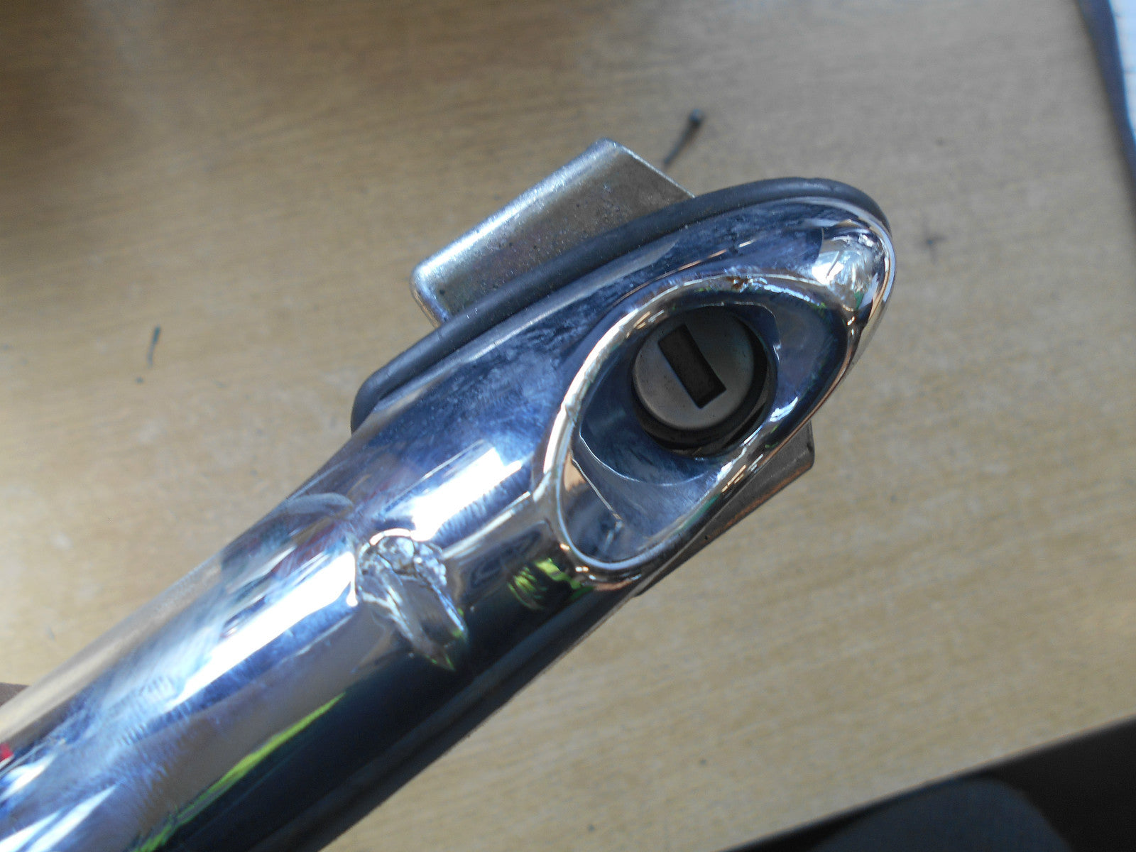 BMW MINI COOPER S 2007 R56 OSF DRIVER SIDE FRONT CHROME EXTERIOR DOOR HANDLE