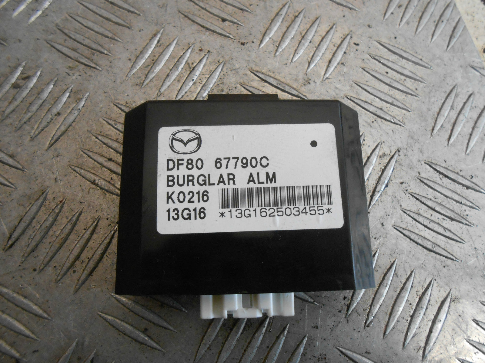 MAZDA 2 DE 2010 IN CAR BURGLAR ALARM ECU MODULE DF80 67790C