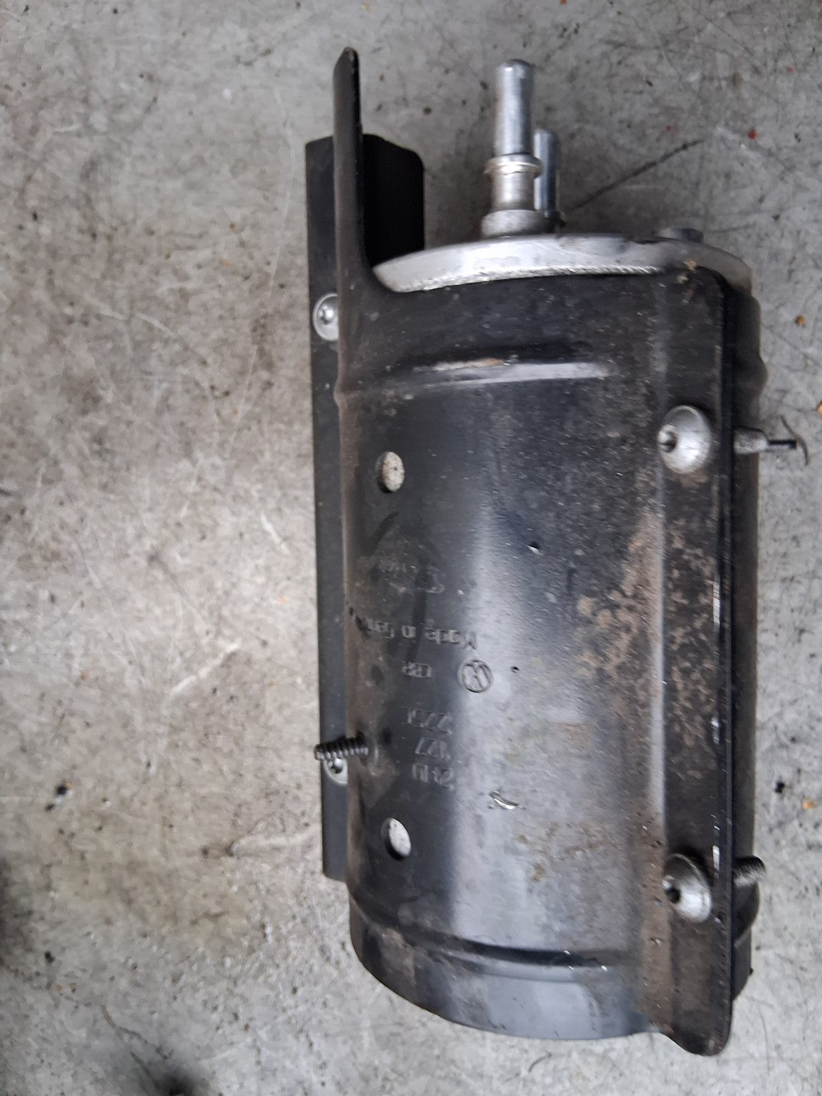 2022 VOLKSWAGEN CRAFTER MK2 2.0 DIESEL FUEL FILTER HOUSING 2N0127225