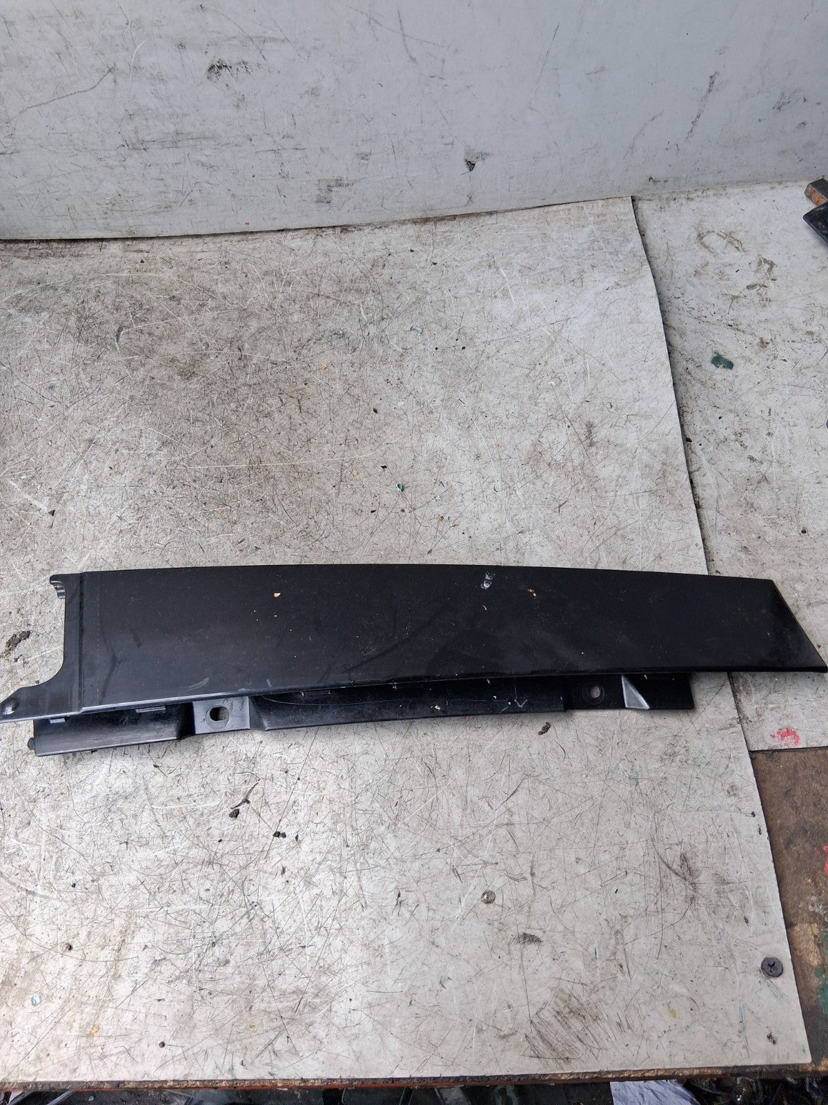 VAUXHALL SIDE SLIDING DOOR MOULDING TRIM 39123012
