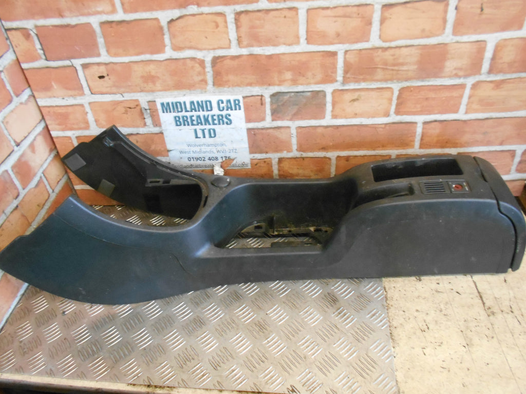 PEUGEOT 307 2003 CENTRE CONSOLE PLASTIC TRIM HANDBRAKE SURROUND 9634496677