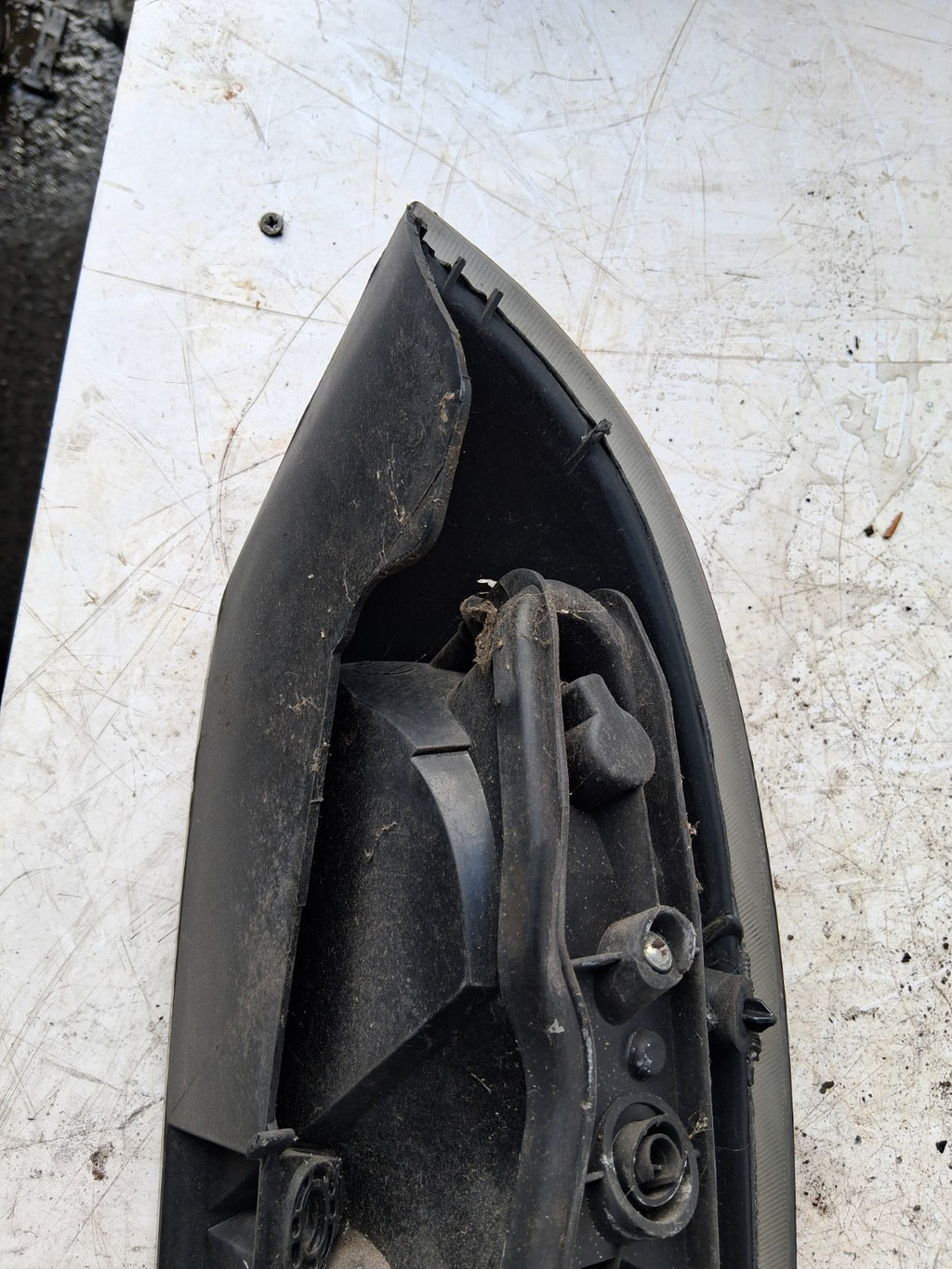 2005 VAUXHALL CORSA C OSR DRIVER SIDE REAR RIGHT TAIL LIGHT 89307510