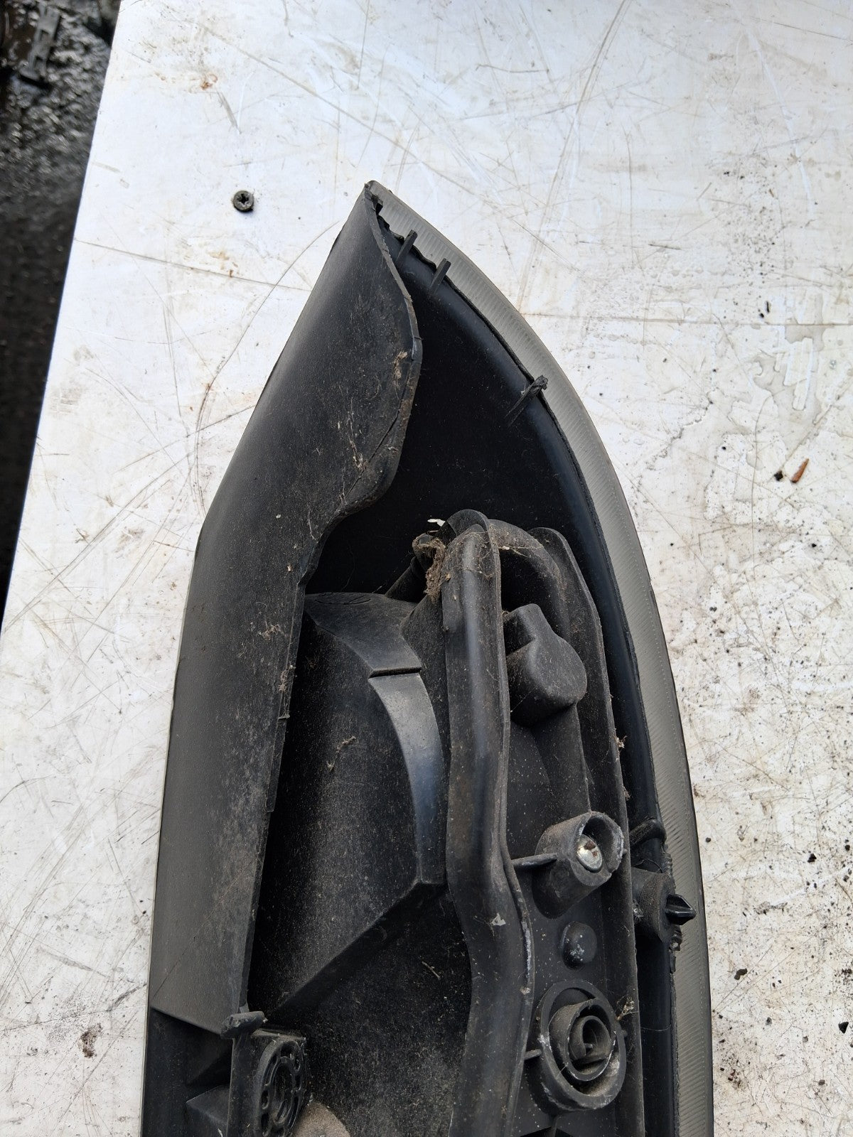 2005 VAUXHALL CORSA C OSR DRIVER SIDE REAR RIGHT TAIL LIGHT 89307510