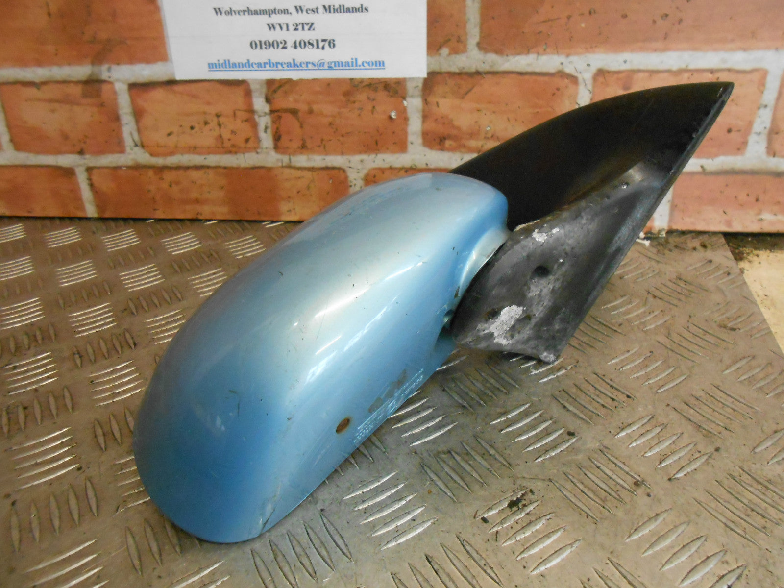 FIAT BRAVO 2001 OS DRIVER SIDE MANUAL DOOR WING MIRROR ASSEMBLY LIGHT BLUE