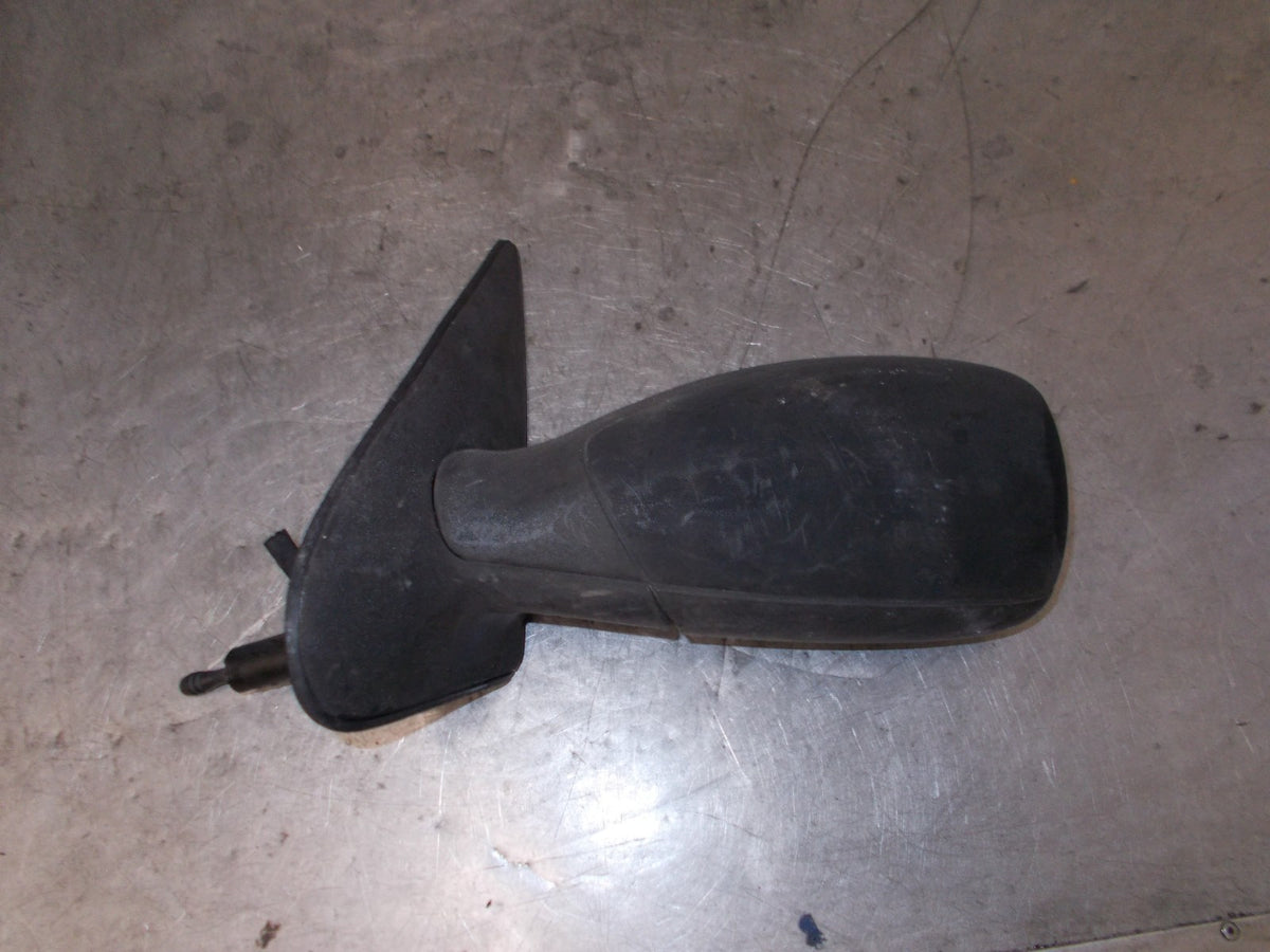 PEUGEOT 306 NS PASSENGER SIDE MANUAL DOOR WING MIRROR BLACK