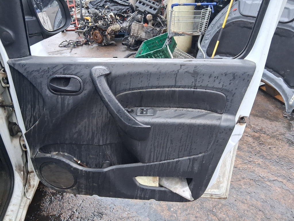 2016 MERCEDES CITAN W415 OSF DRIVER SIDE FRONT RIGHT DOOR CARD PANEL