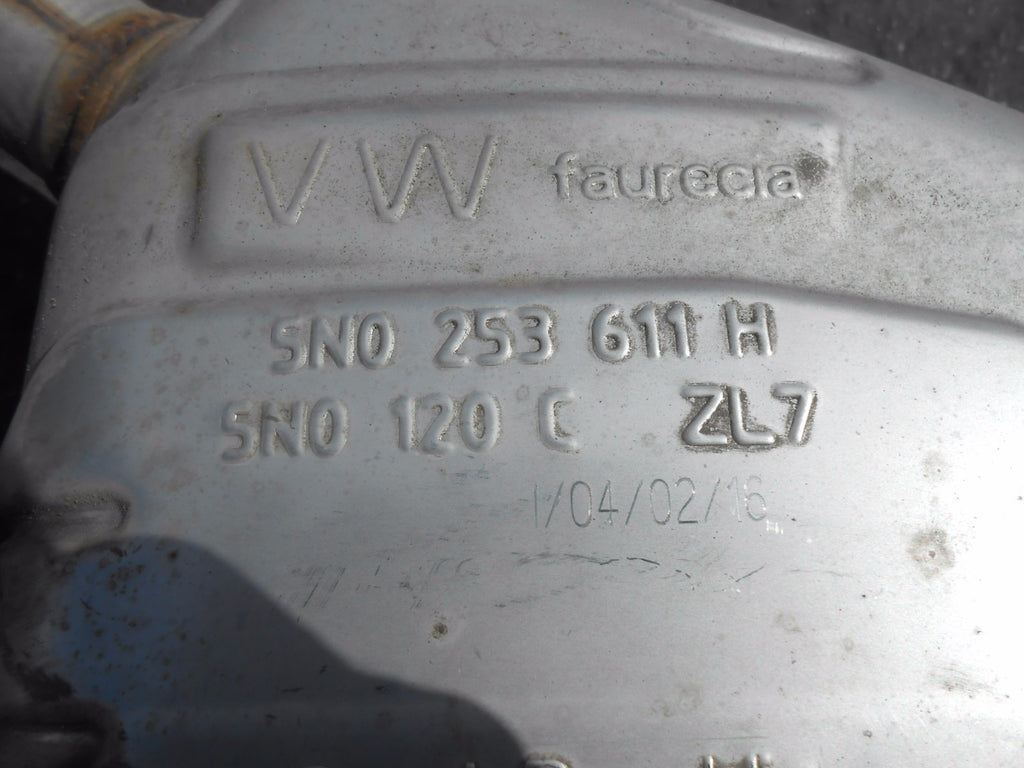 VW VOLKSWAGEN TIGUAN 5N (MK1) 2016 2.0 TDI EXHAUST CENTER BOX BACK BOX 5N0119A