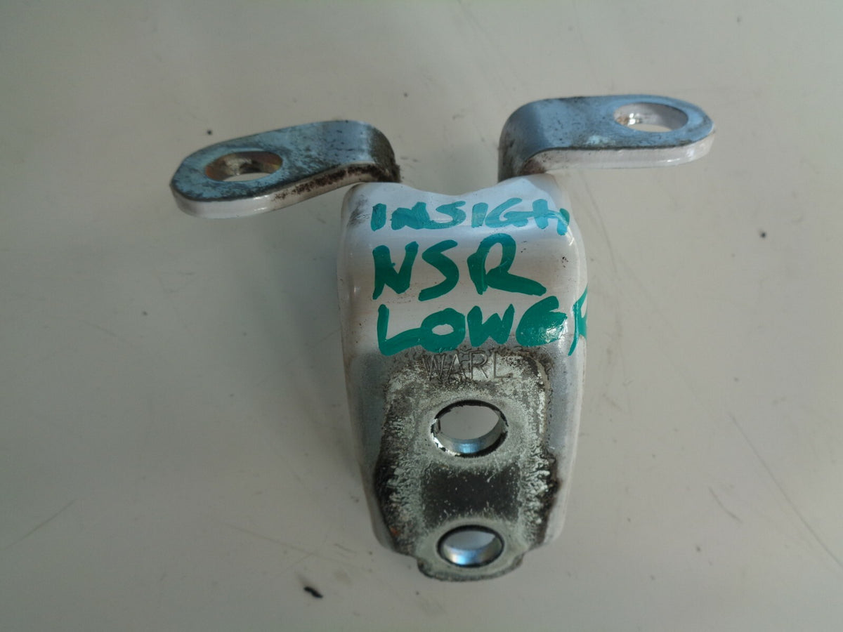 HONDA INSIGHT 2011 MK2 HYBRID NSR PASSENGER SIDE REAR DOOR LOWER HINGE