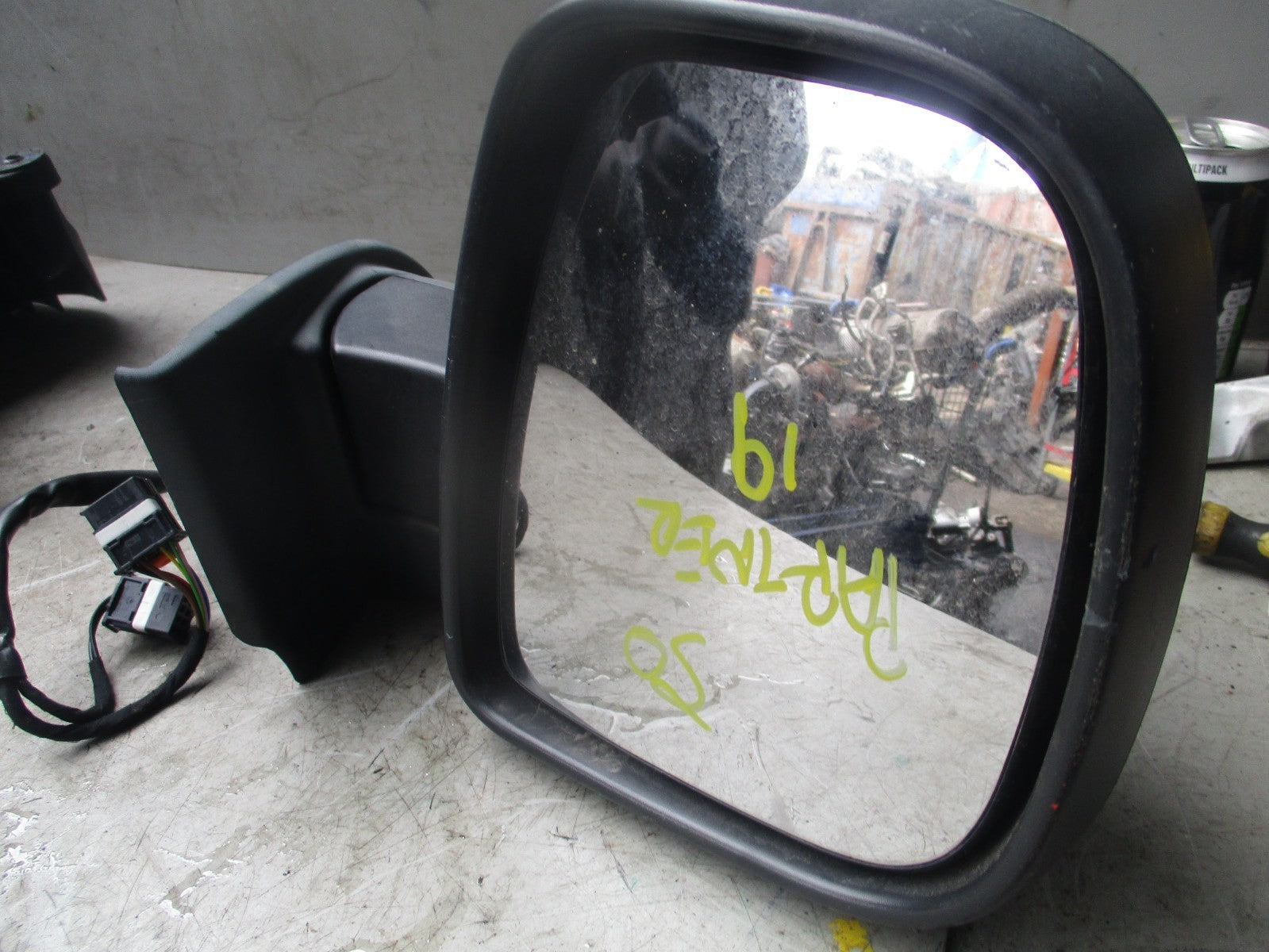 2019 PEUGEOT PARTNER OSF DRIVER SIDE MANUAL FOLD WING MIRROR 262426-07A