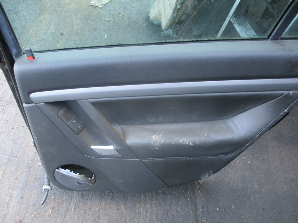 VAUXHALL SIGNUM 2003 - 2008 OSR DRIVER SIDE REAR DOOR CARD HANDLE GLASS BLACK