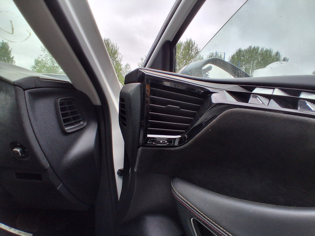 2023 DS DS 4 CROSSOVER OSF DRIVER SIDE FRONT AIR VENT BLACK