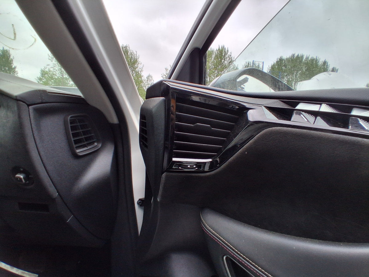 2023 DS DS 4 CROSSOVER OSF DRIVER SIDE FRONT AIR VENT BLACK