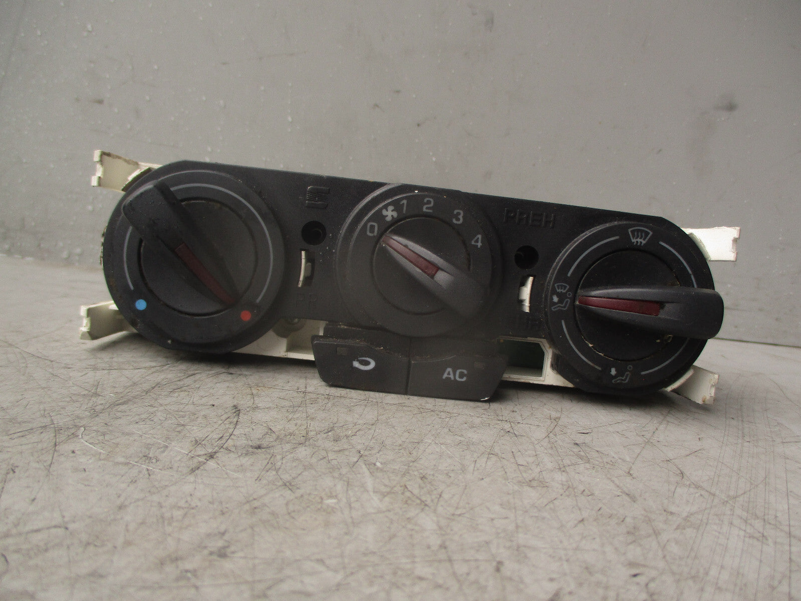 2012 SEAT IBIZA 6J AC HEATER CONTROL PANEL SWITCH 6J0820045A