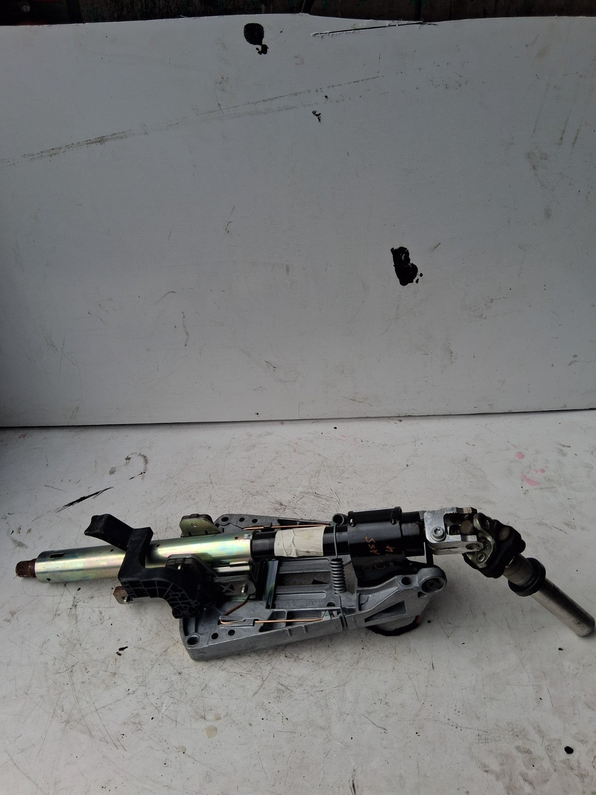 2014 MERCEDES BENZ W204 C CLASS STEERING COLUMN A2044604516