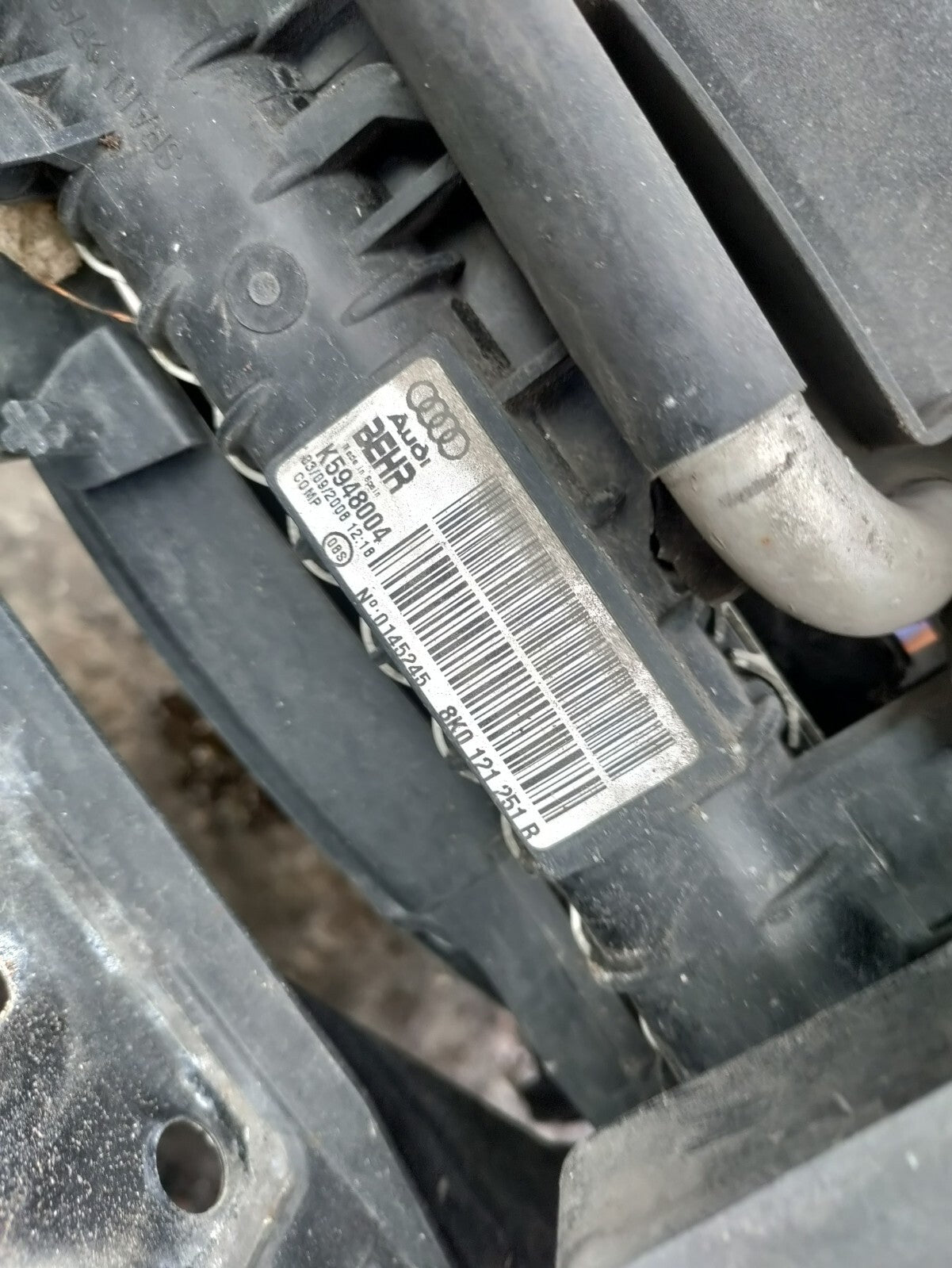 2008 AUDI A4 B8 2.0 DIESEL COMPLETE RADIATOR RAD PACK 8K0260401H