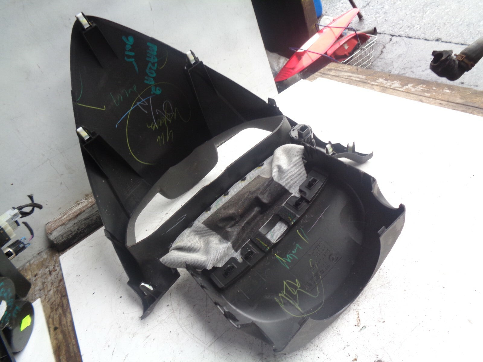 MAZDA 2 MK3 DJ 2016 SPEEDO TRIM HOUSING SURROUND PANEL COVER DA6T 60221