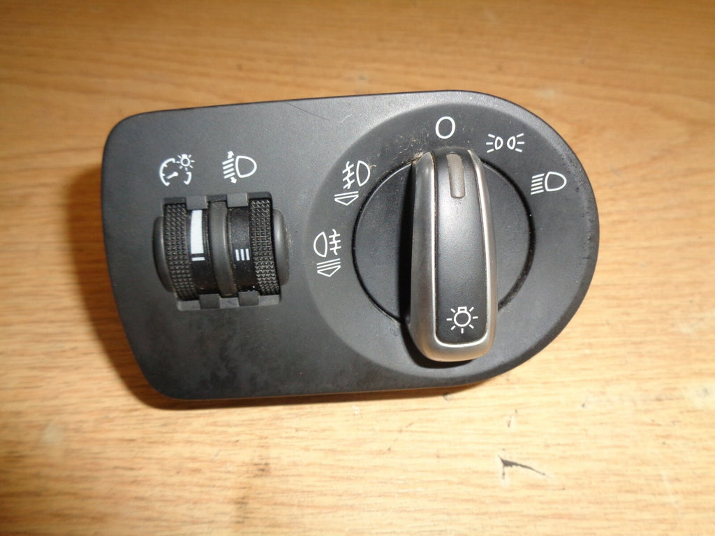 AUDI A1 2015 8X 1.0 TFSI HEADLIGHT SWITCH CONTROL 8X2941531P