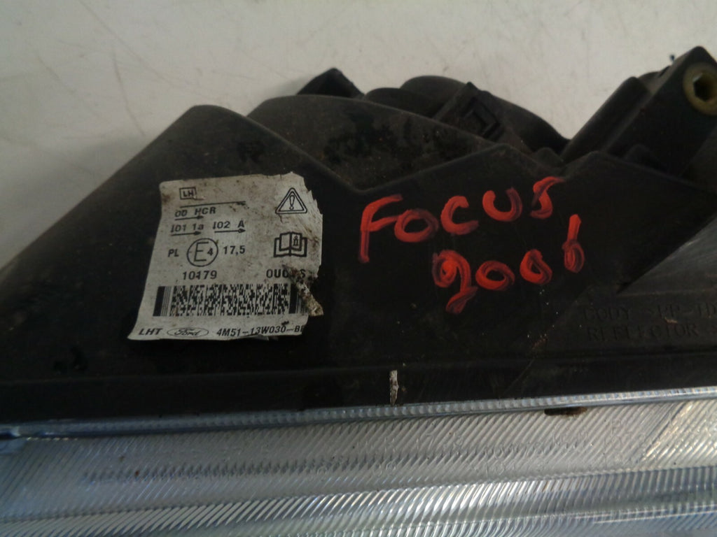 FORD FOCUS 2006 MK2 NS PASSENGER SIDE FRONT HEADLIGHT HEADLAMP 4M5113W030BE