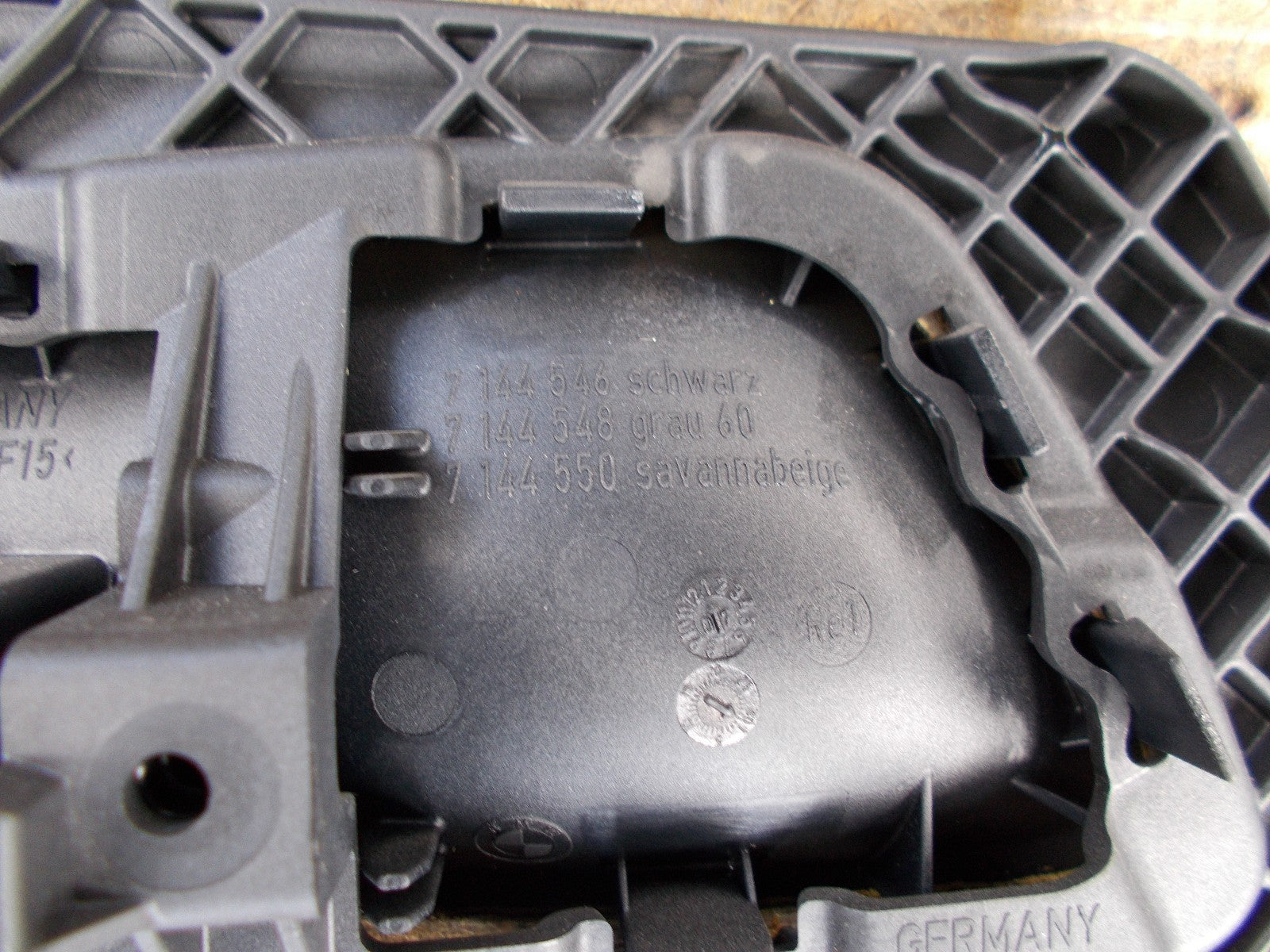 2007 BMW 320D SE E90 OSR DRIVERS SIDE REAR DOOR CARD