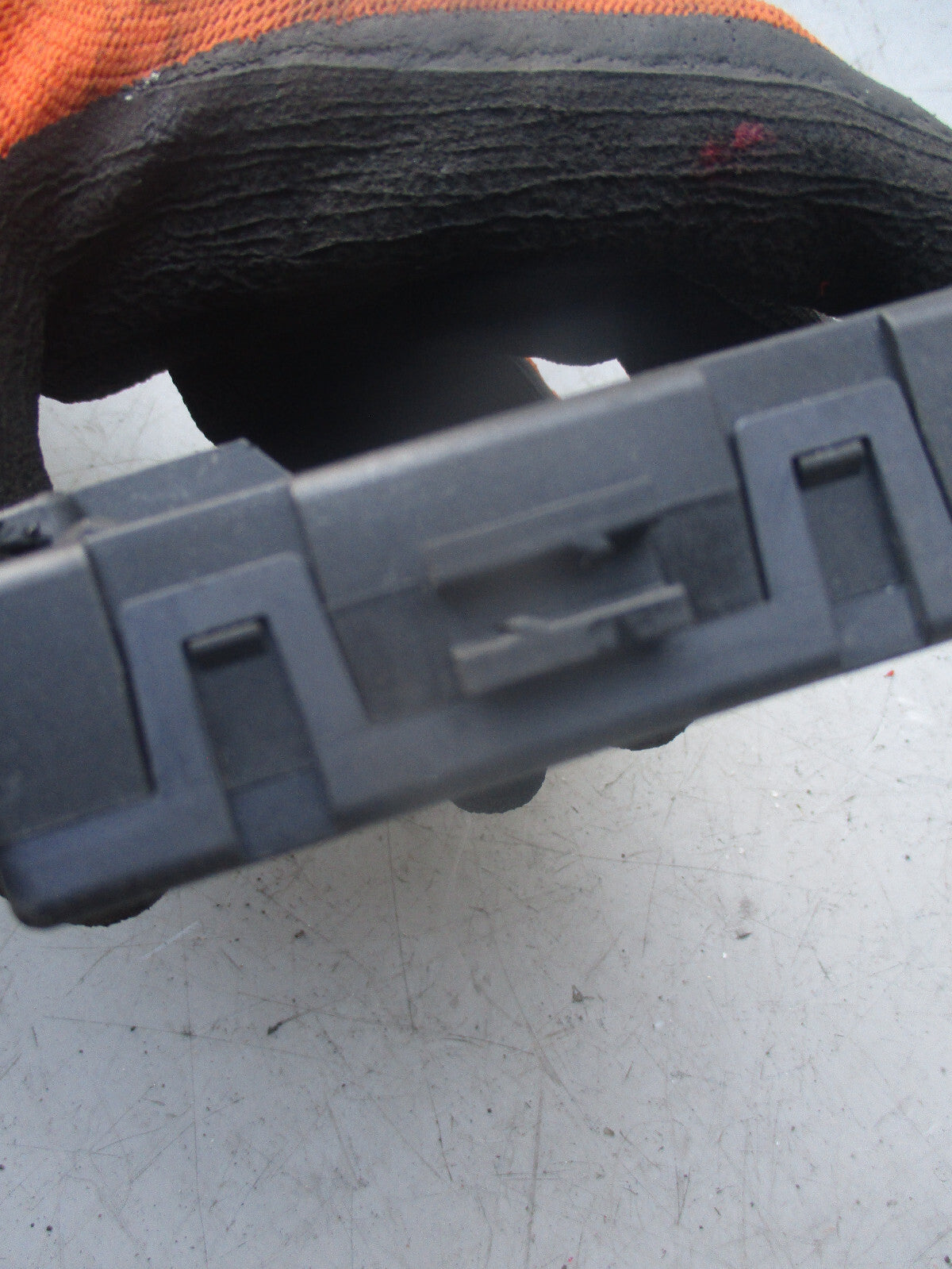 MERCEDES BENZ 2014 W212 OSF DRIVER SIDE FRONT CONTROL MODULE A2129004314
