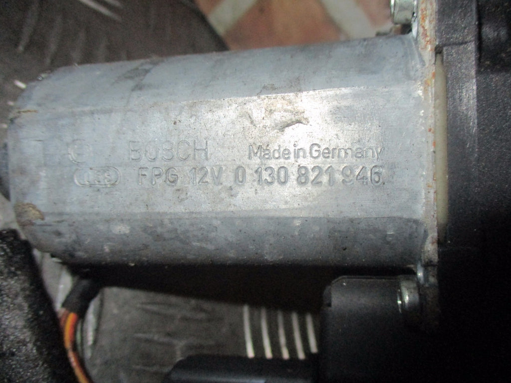 JAGUAR X TYPE X400 2002 NSF PASSENGER SIDE WINDOW MOTOR AND LINKAGES 0130821946