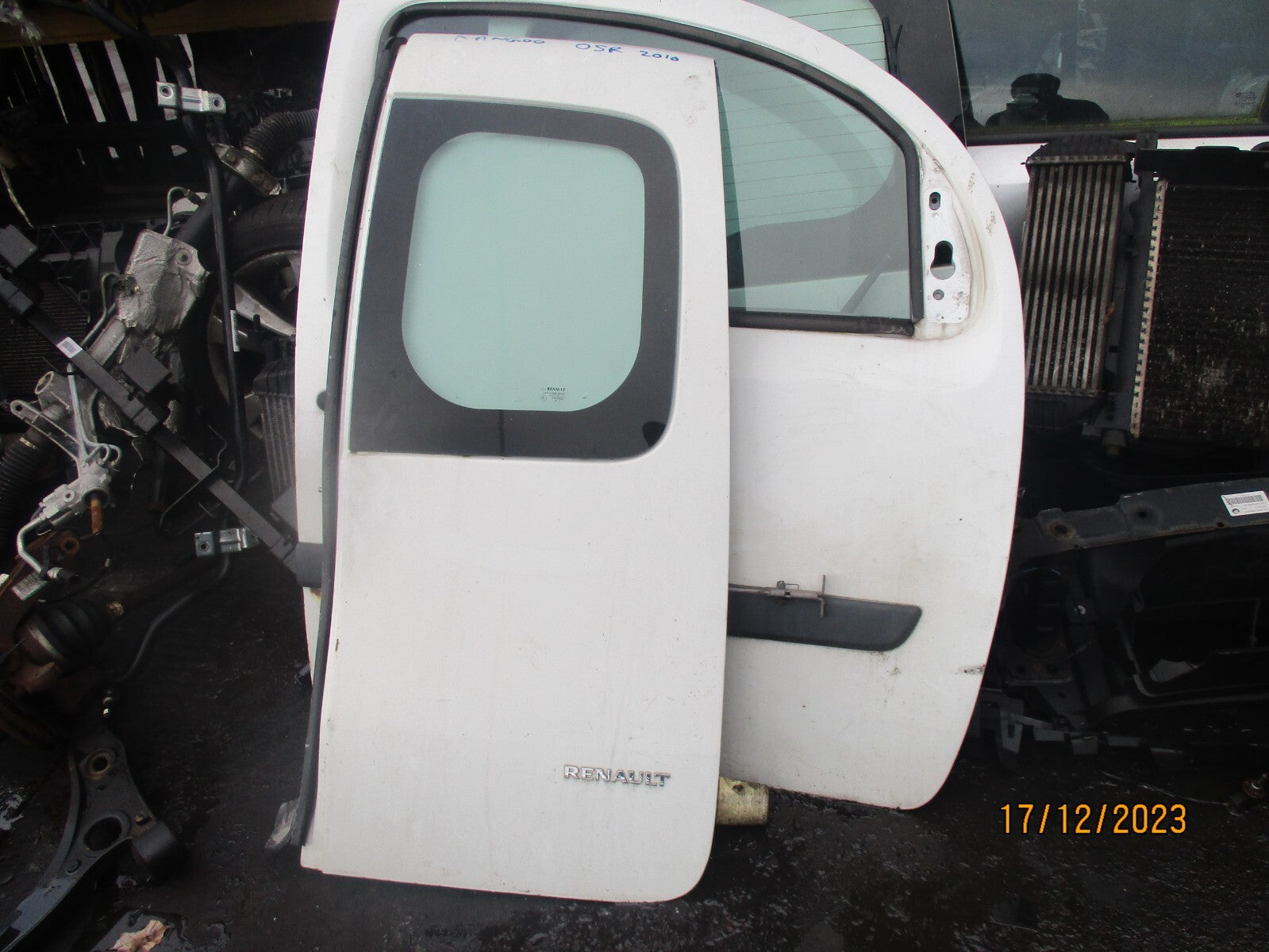 2010 RENAULT KANGOO MK2 OSR DRIVER SIDE REAR DOOR COMPLETE WITH GLASS WHITE