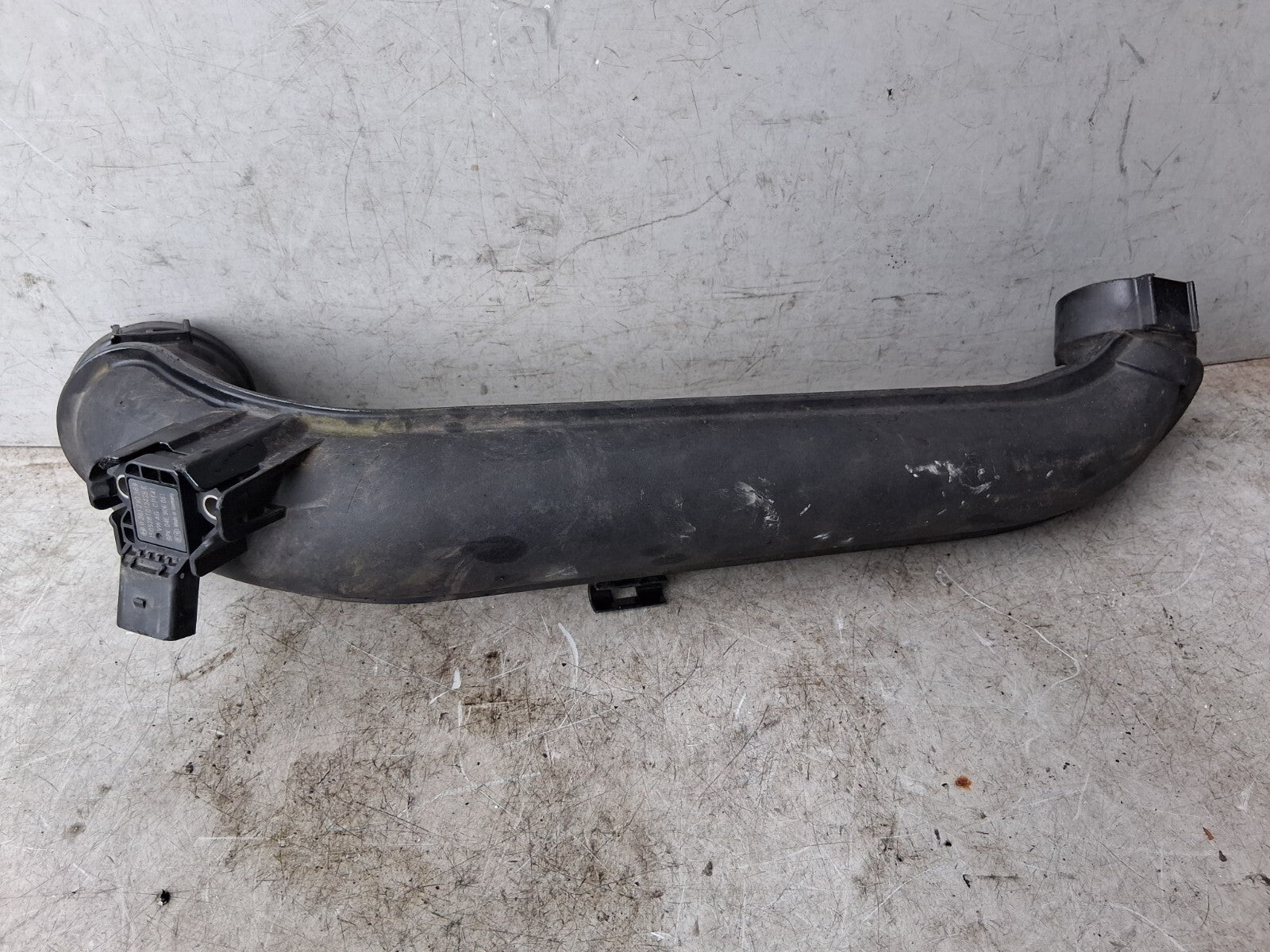 2016 AUDI A1 8X 1.4 PETROL AIR INTAKE PIPE 04E145673F
