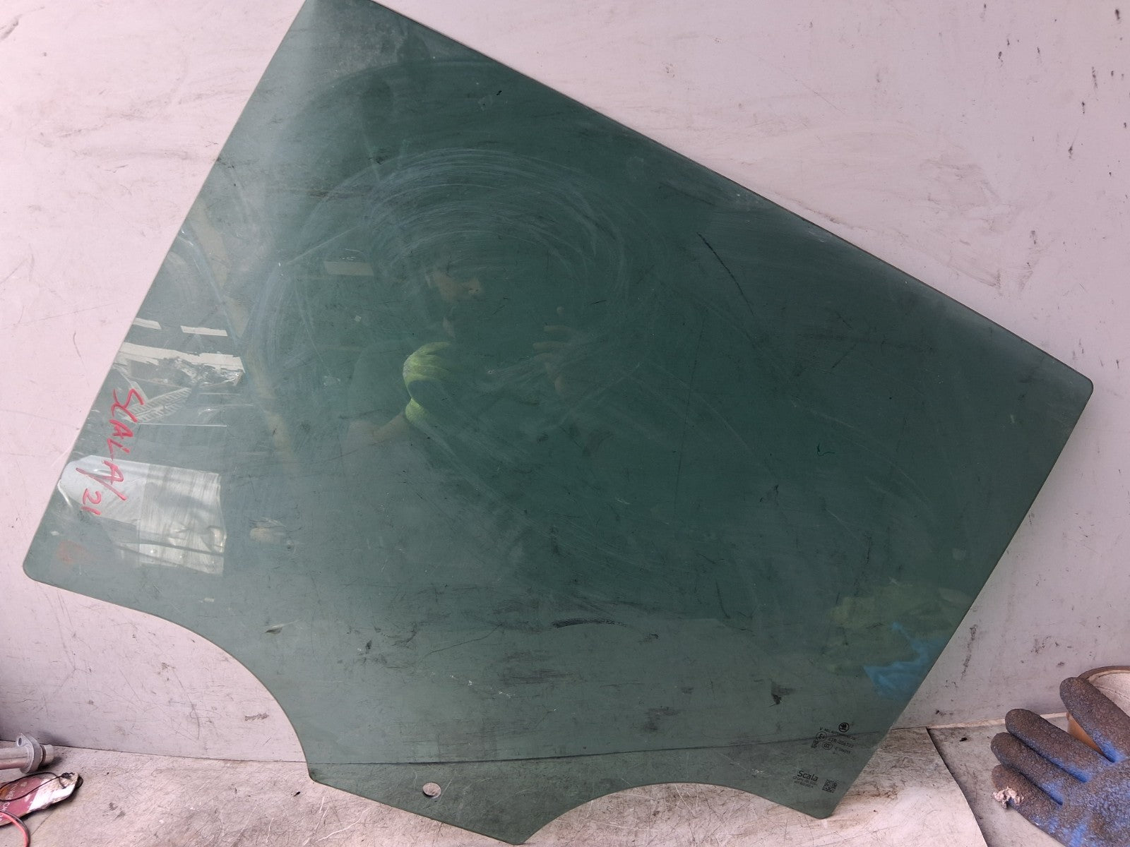 2021 SKODA SCALA NSR PASSENGER SIDE REAR LEFT WINDOW GLASS