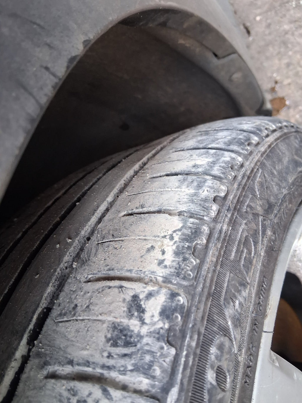 2016 VOLKSWAGEN GOLF MK7 17 INCH ALLOY WHEEL WITH TYRE 225/45R17
