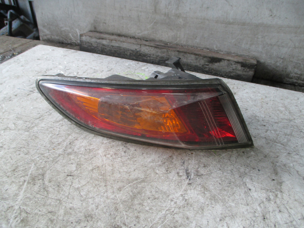 HONDA CIVIC MK8 2006 NSR PASSENGER SIDE REAR TAIL LIGHT