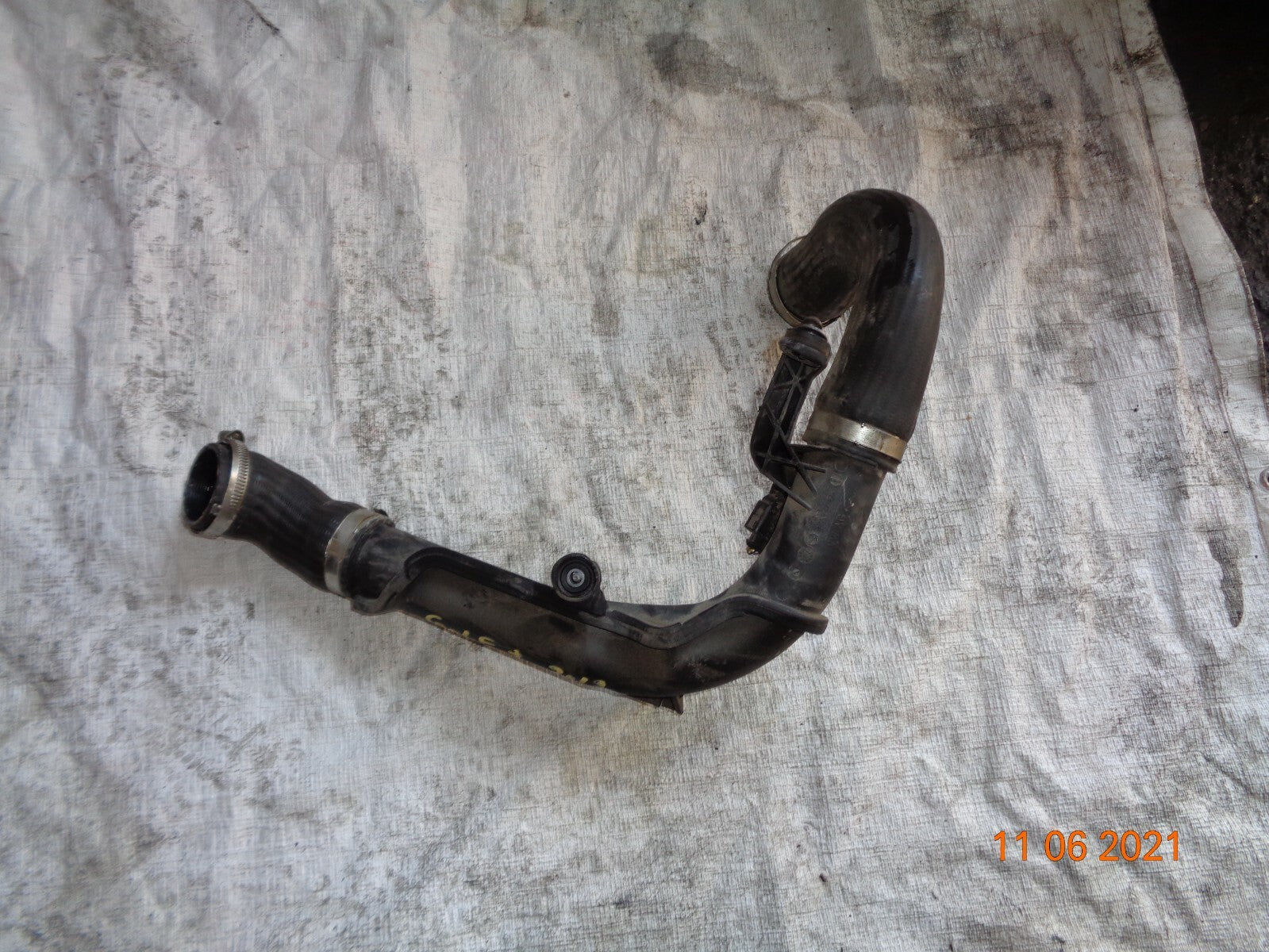 VW VOLKSWAGEN GOLF PLUS 2012 AIR INTAKE INTERCOOLER HOSE PIPE 1K0145770AE 028100